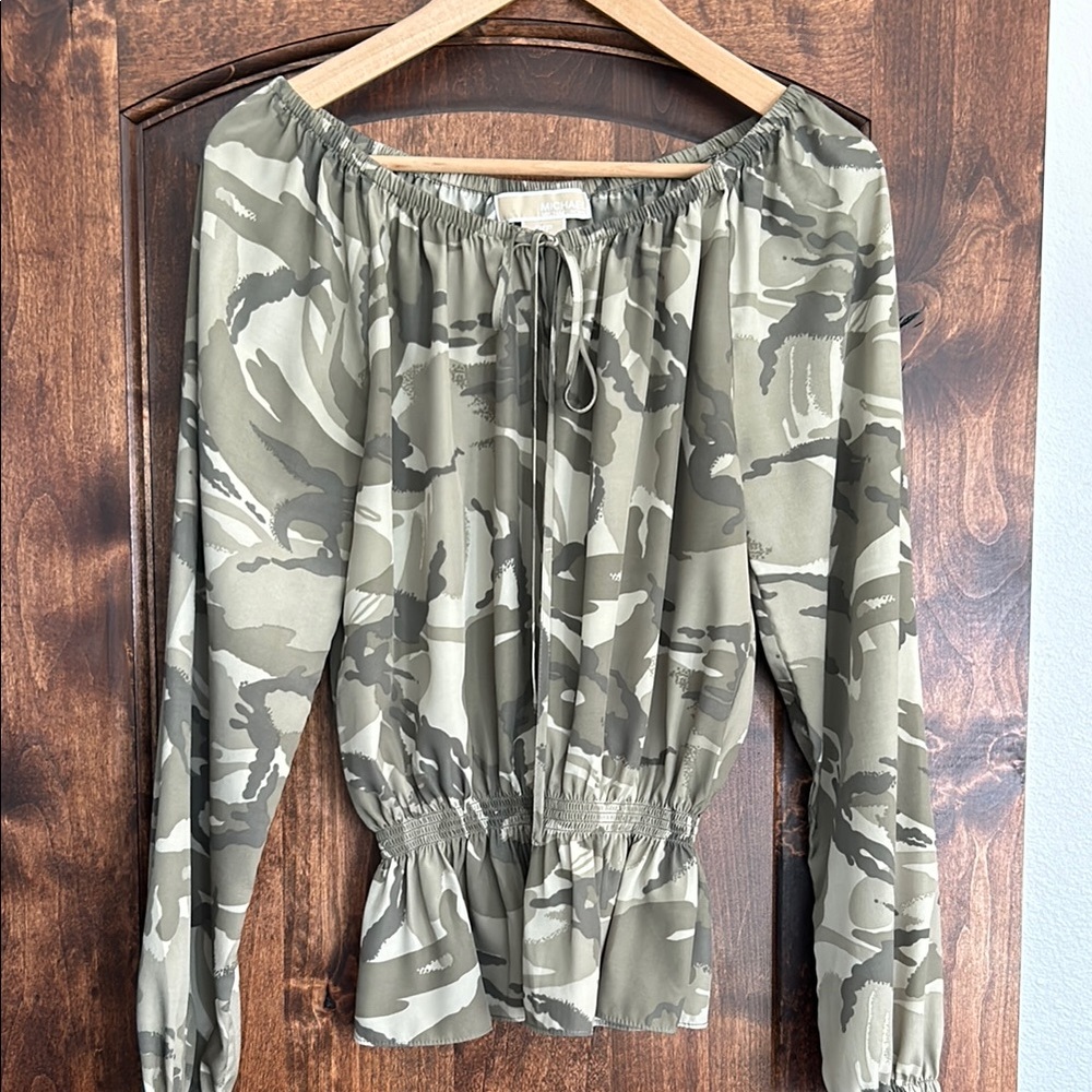 Michael Kors Green Off the Shoulder Long Sleeve Smocked Peplum Blouse